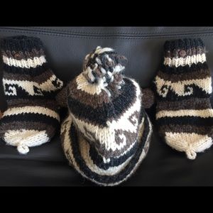 Cozy wool artisan knit hat & mitten set